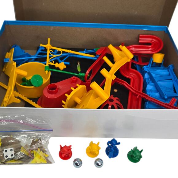 Milton Bradley Mousetrap Classic Family Board Game 2005 Complete Kids Fun - Picture 3 of 4